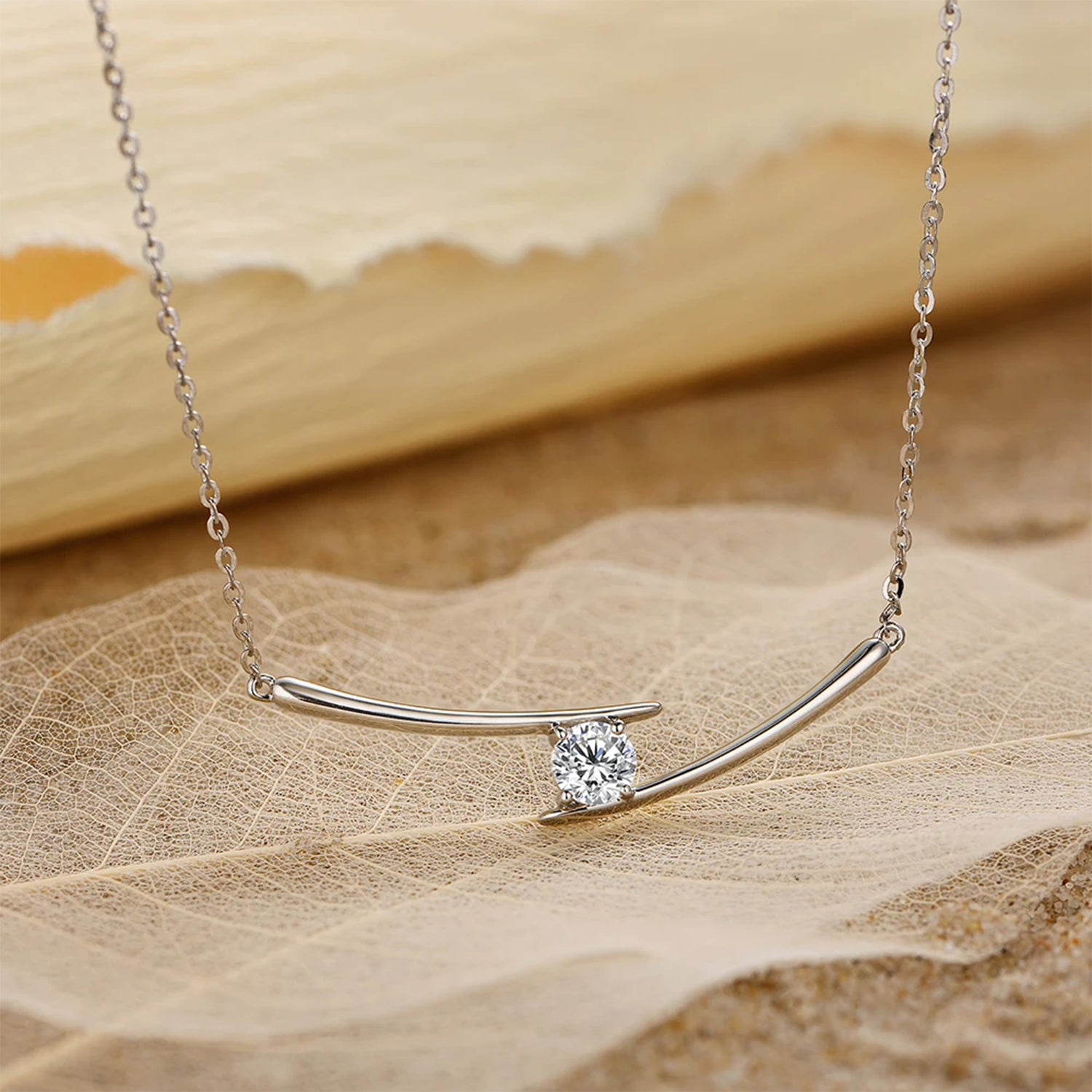Memovra Luxe Moissanite Diamond Necklace